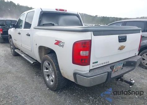 2010 Chevrolet Silverado 1500 Lt from USA, damaged, VIN 3GCRKSE34AG117531